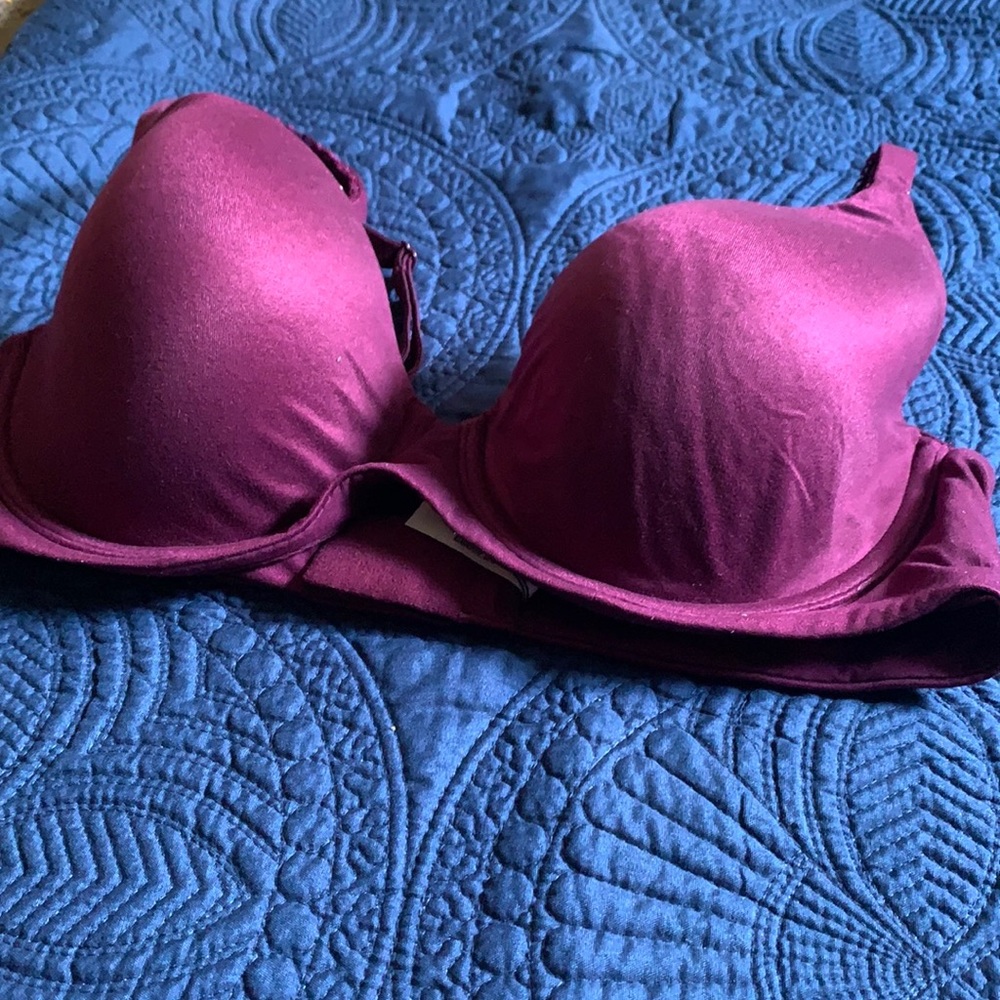 Maroon body by Victoria